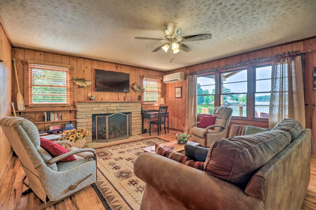 Waterfront Lake Martin Home With Grill And Beach! Eclectic المظهر الخارجي الصورة