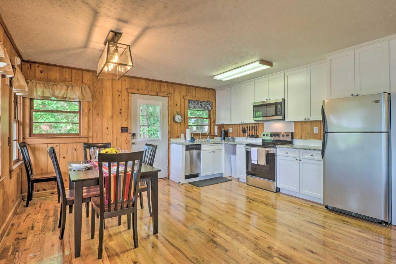 Waterfront Lake Martin Home With Grill And Beach! Eclectic المظهر الخارجي الصورة