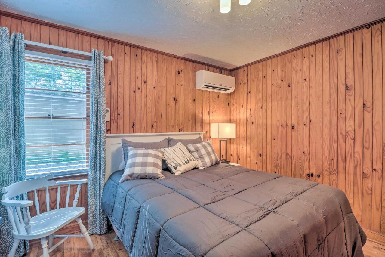 Waterfront Lake Martin Home With Grill And Beach! Eclectic المظهر الخارجي الصورة